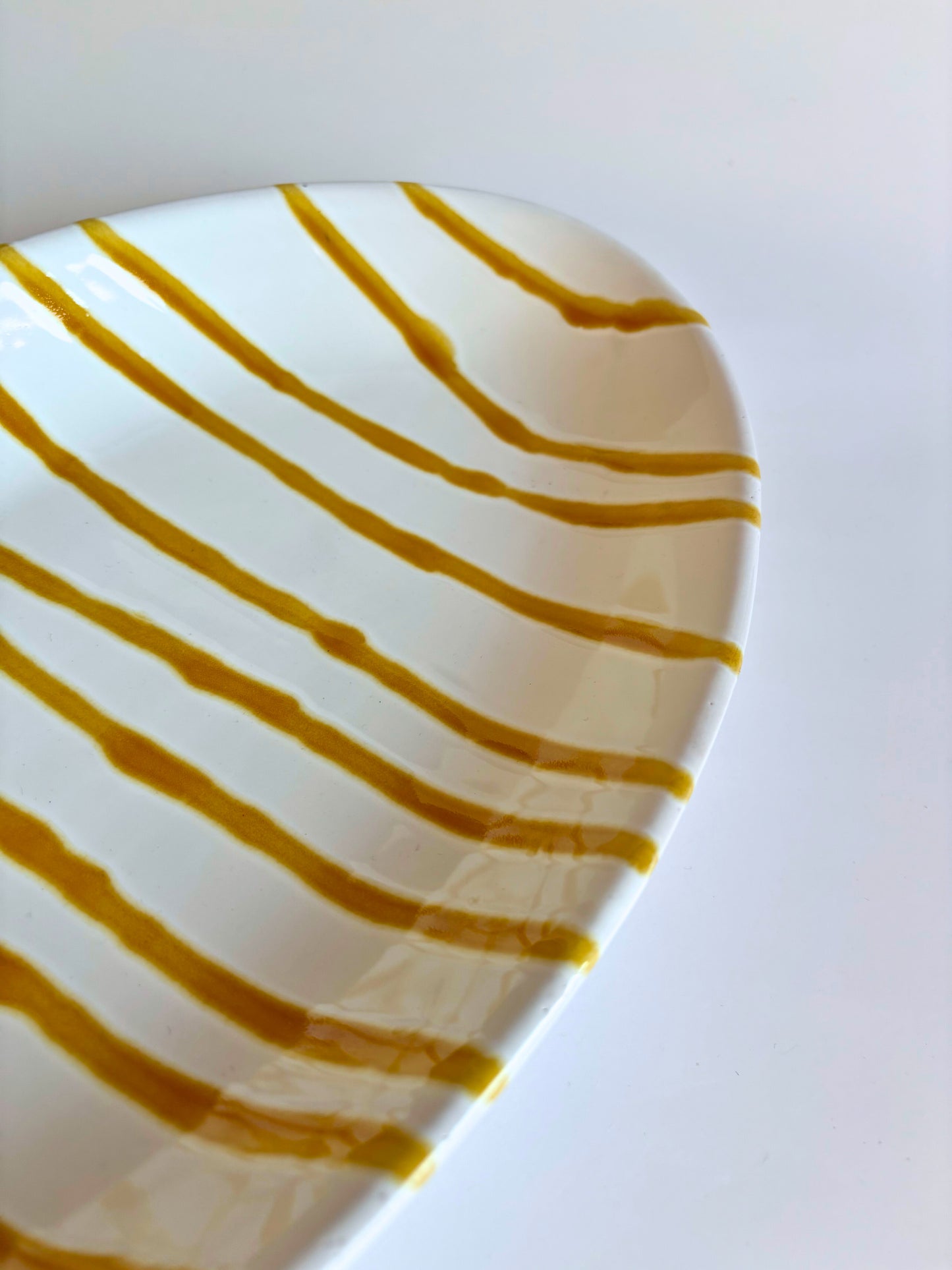 Serving dish Striped Ochre