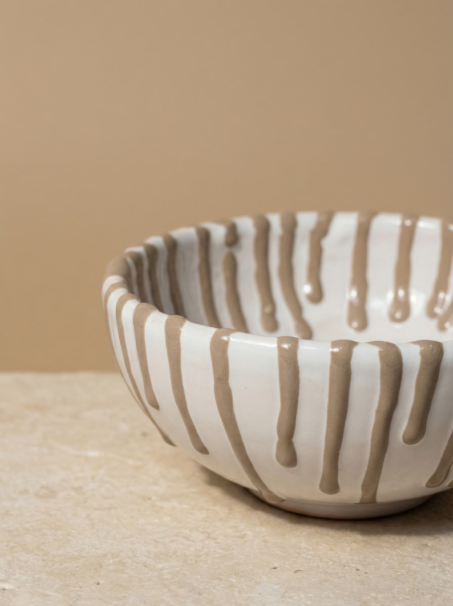 Schaaltjes Striped Taupe